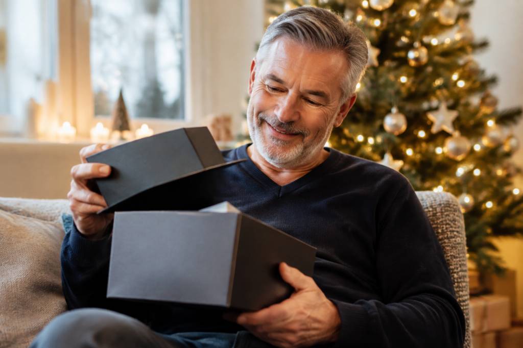 Weihnachtsgeschenke für Männer: besondere Geschenkideen für Herren über 50